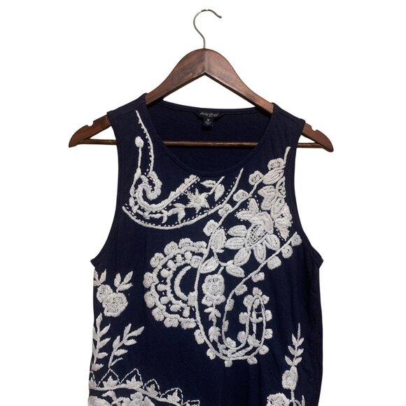 Lucky Brand Women's Top Navy Sleeveless Tank White Floral Embroidery Sz M Boho - Picture 4 of 15